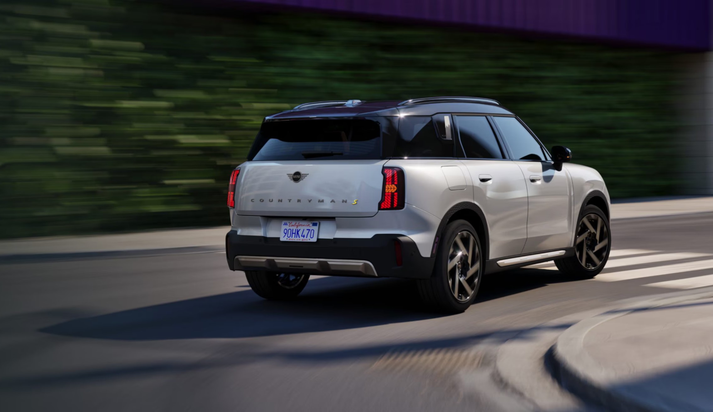 Stylish SUV navigating urban street corner