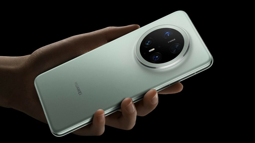 huawei phone in hand